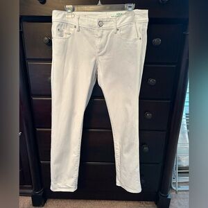EUC Lilly Pulitzer Worth Straight Crop White Jeans